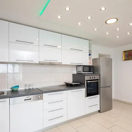 Prestige Jesenice (Split-Dalmatia)