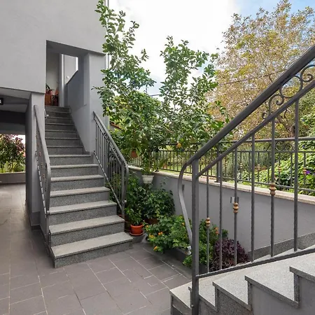 Prestige Apartman Jesenice (Split-Dalmatia)