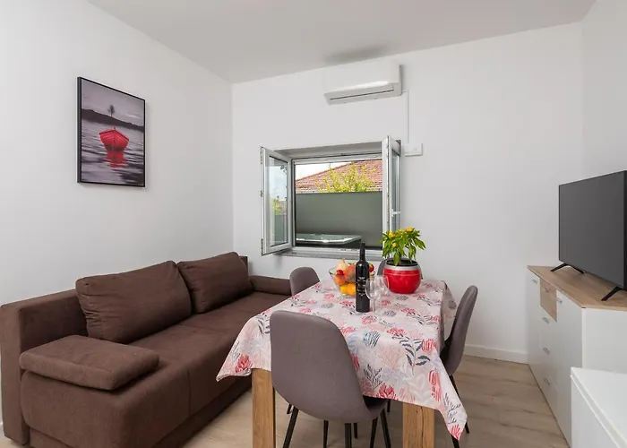 Lägenhet Prestige Jesenice (Split-Dalmatia)